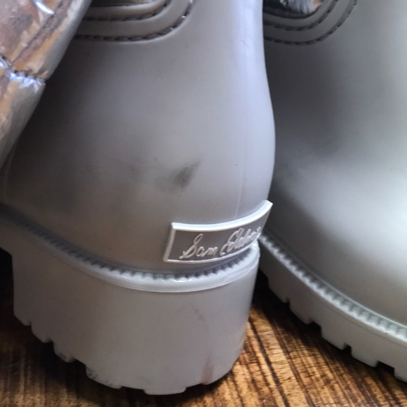 Sam Edelman Adda Waterproof Silver Puff Boots - Picture 8 of 8